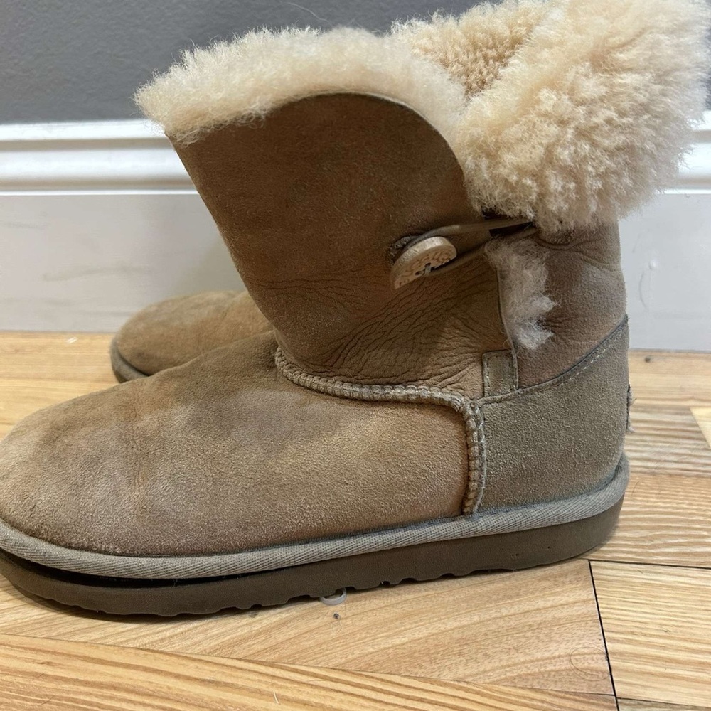 UGG Tan Kids Boots with Shearling Lining